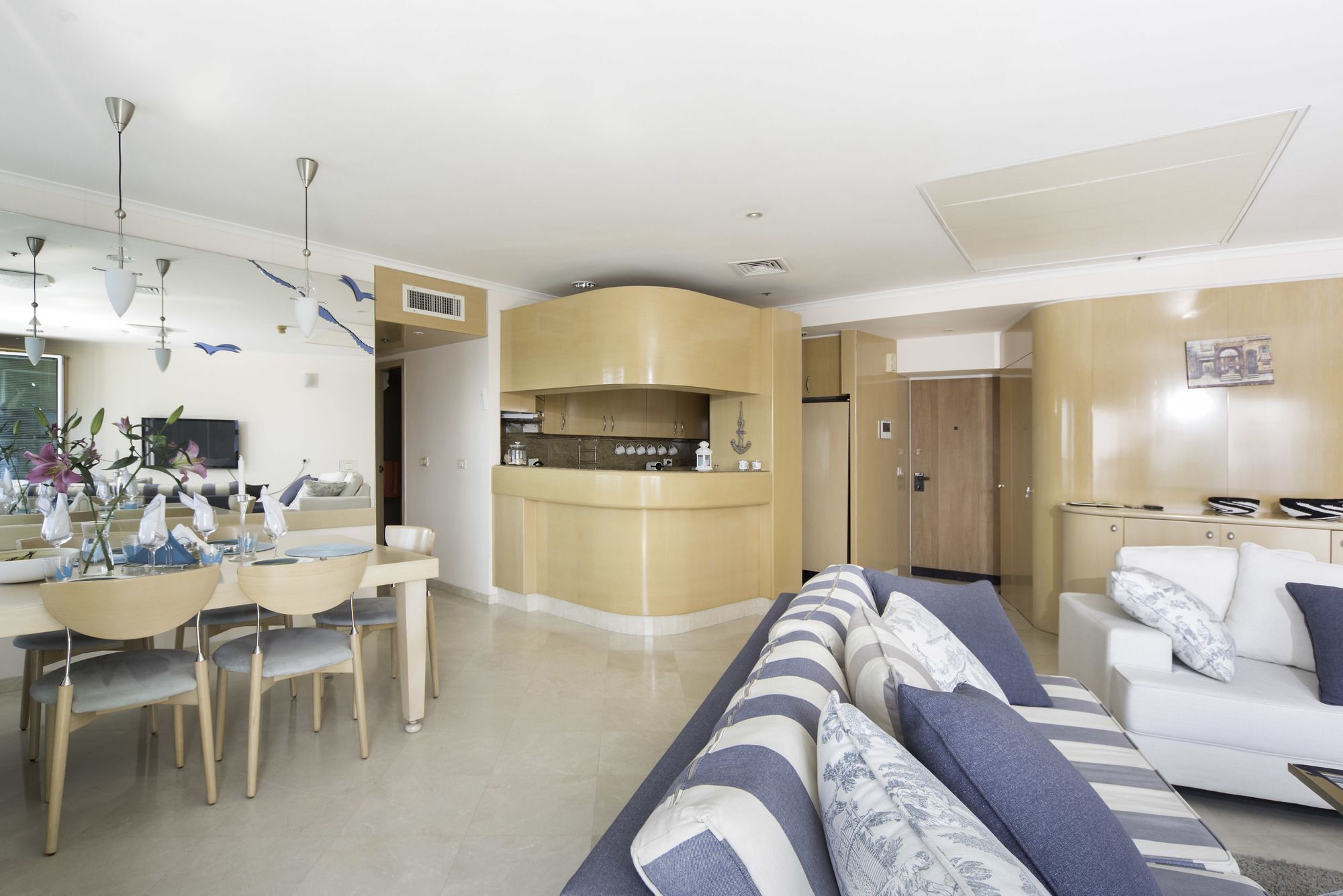 Excellent Beachfront Apt W/ Pool Access By Sea N' Rent Tel-Aviv Extérieur photo